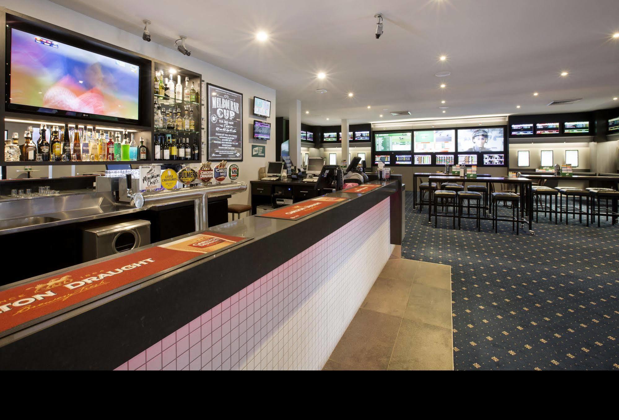 Nightcap At Shoppingtown Hotel Doncaster Exterior photo