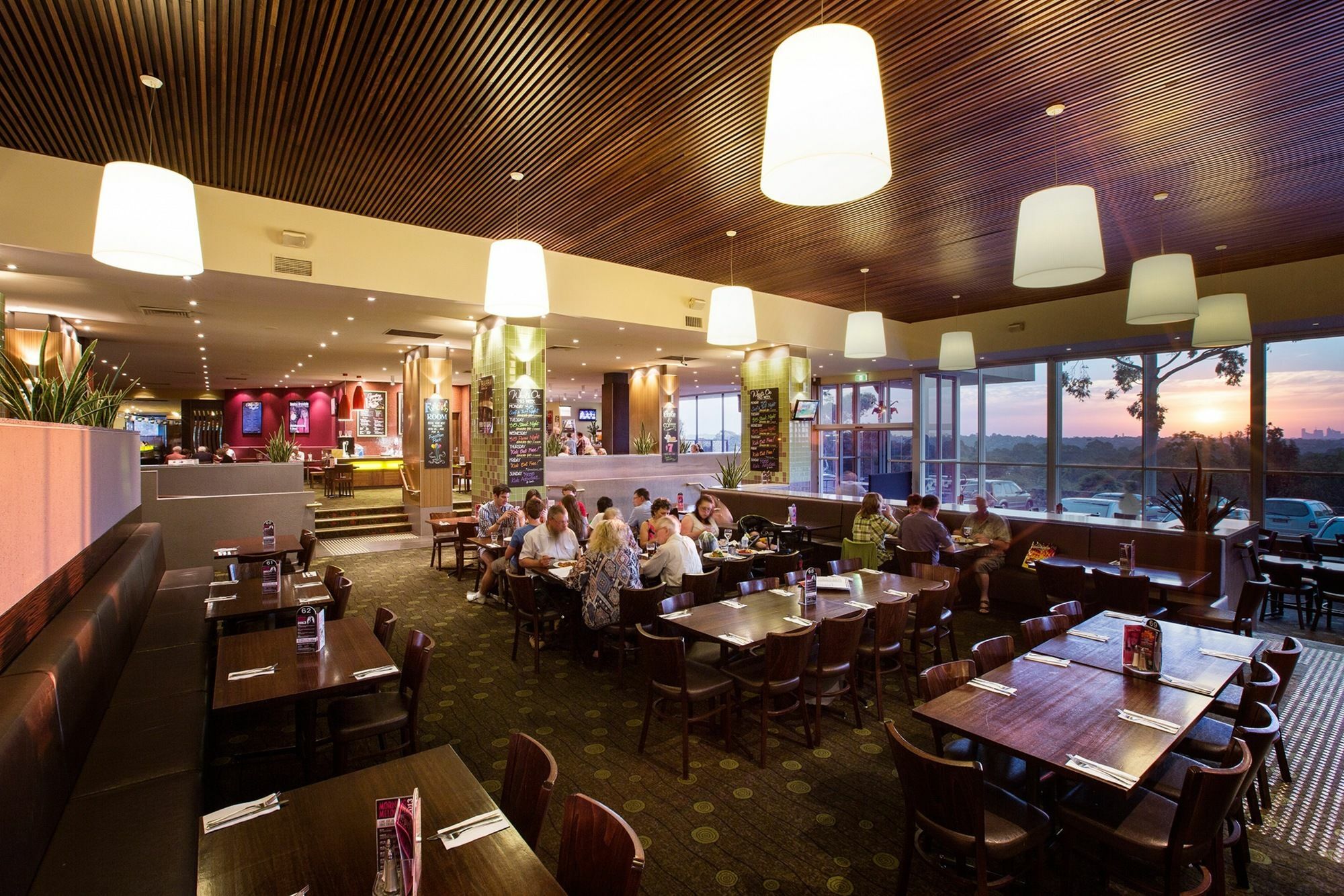 Nightcap At Shoppingtown Hotel Doncaster Exterior photo